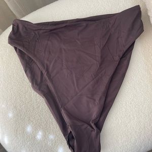 437 THE AUBREY II BIKINI BOTTOMS / SIZE M / ESPRESSO
